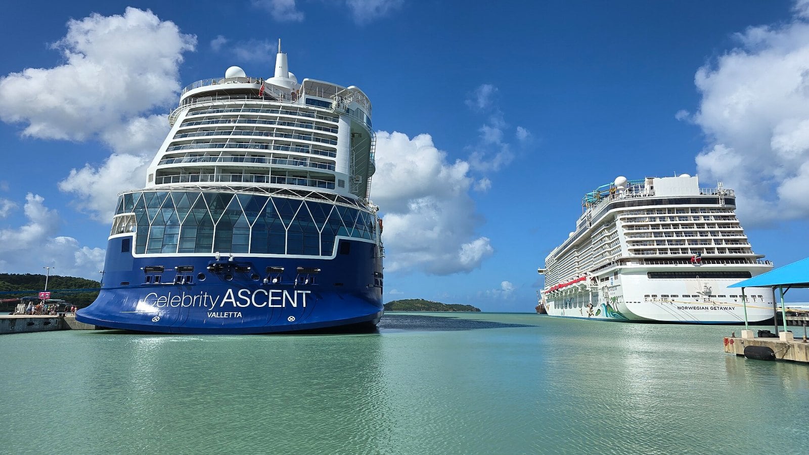 Celebrity Celebrity Ascent cruise ship at sea
