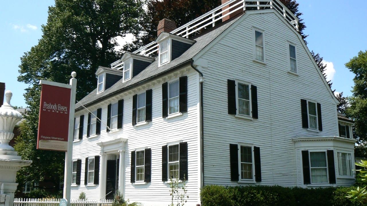 Exterior of Ropes Mansion in Salem viewed from the street