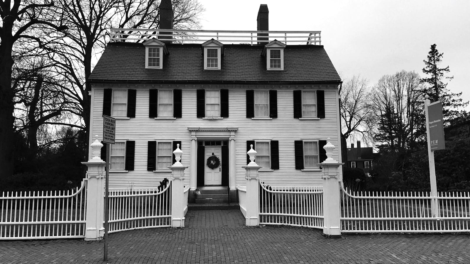 Ropes Mansion in Salem, Massachusetts, the public historic house used as Allison's house in Hocus Pocus