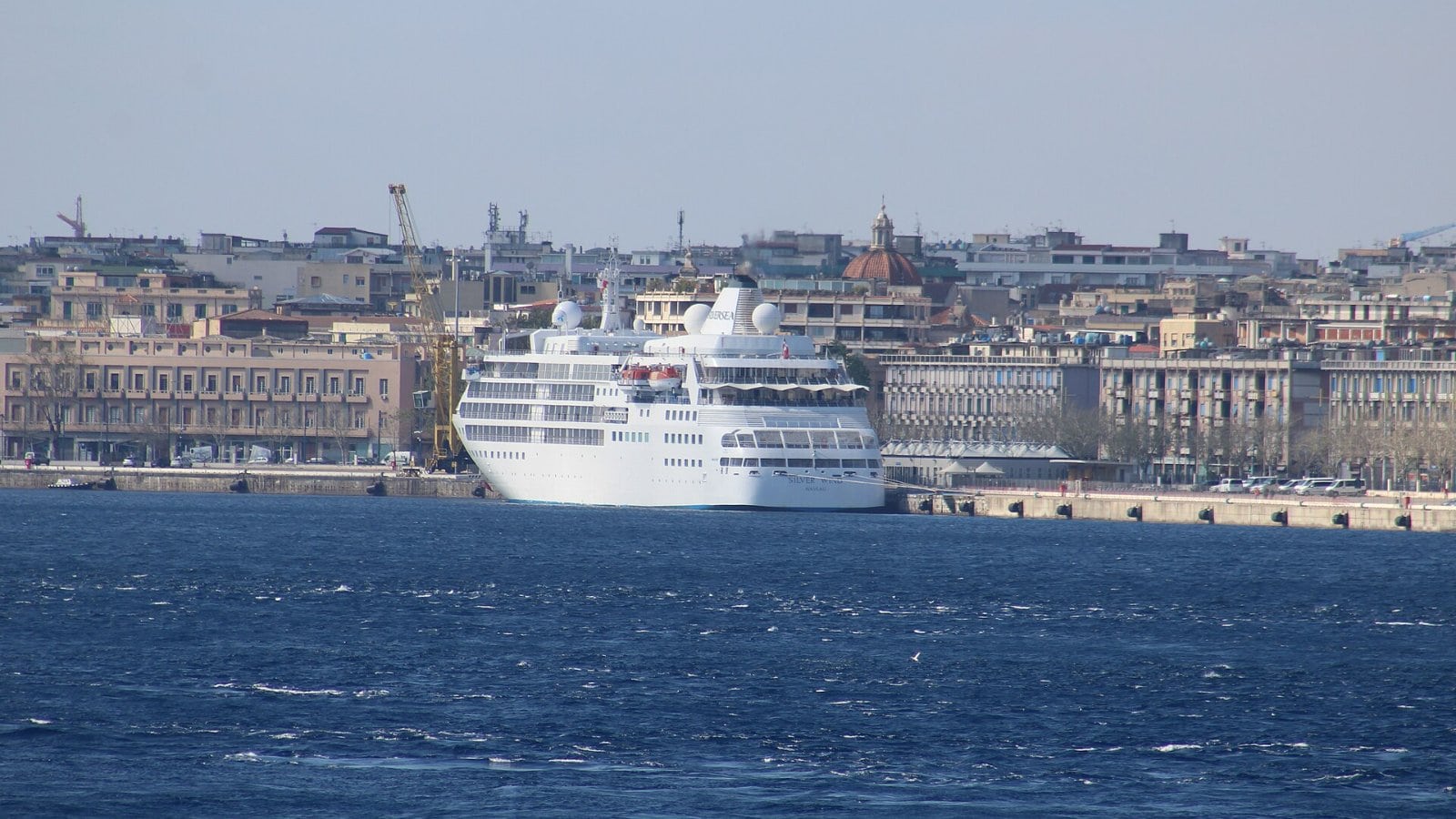 Silver Wind cruise ship at sea