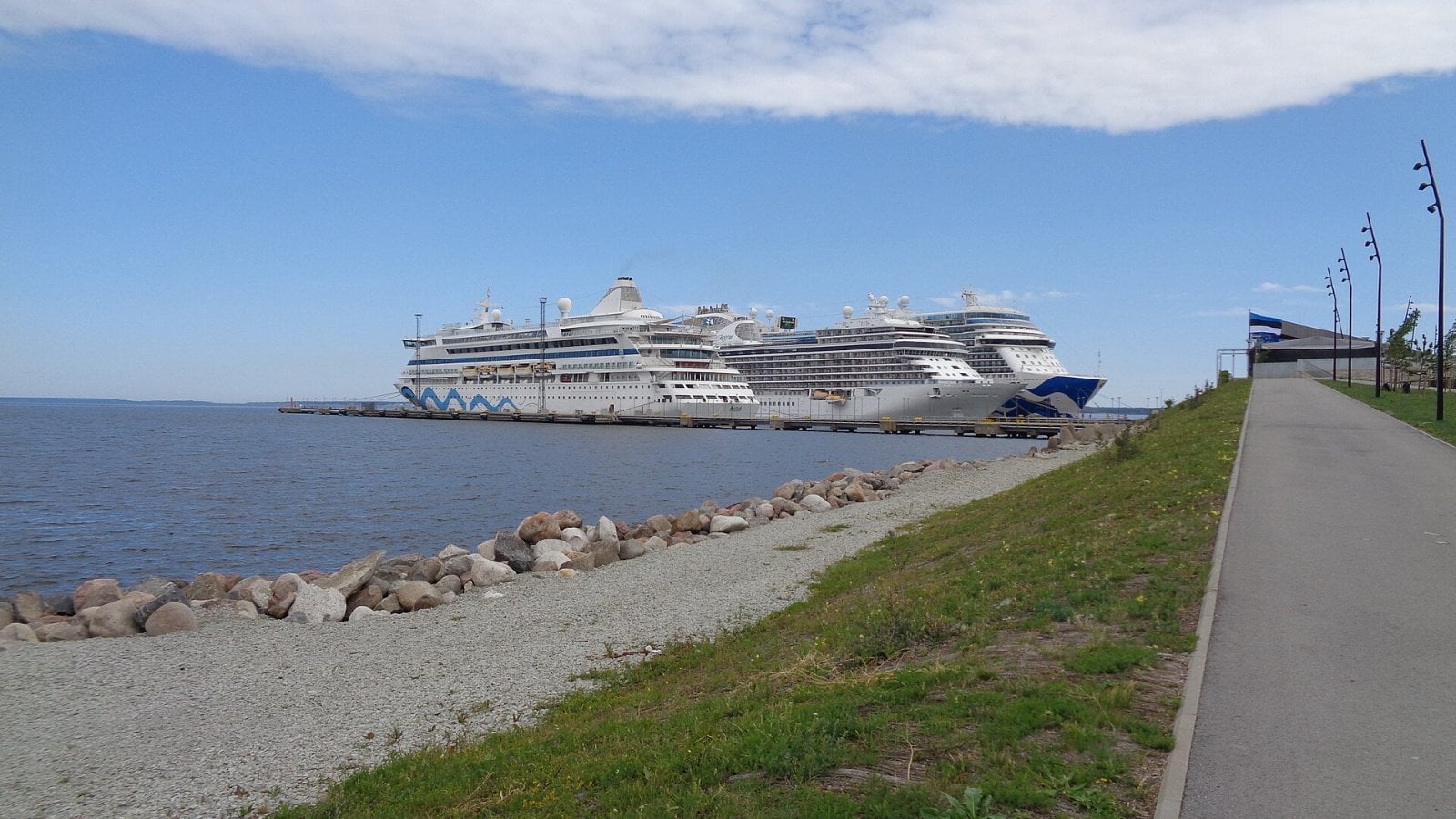Sky Princess cruise ship guide hero image