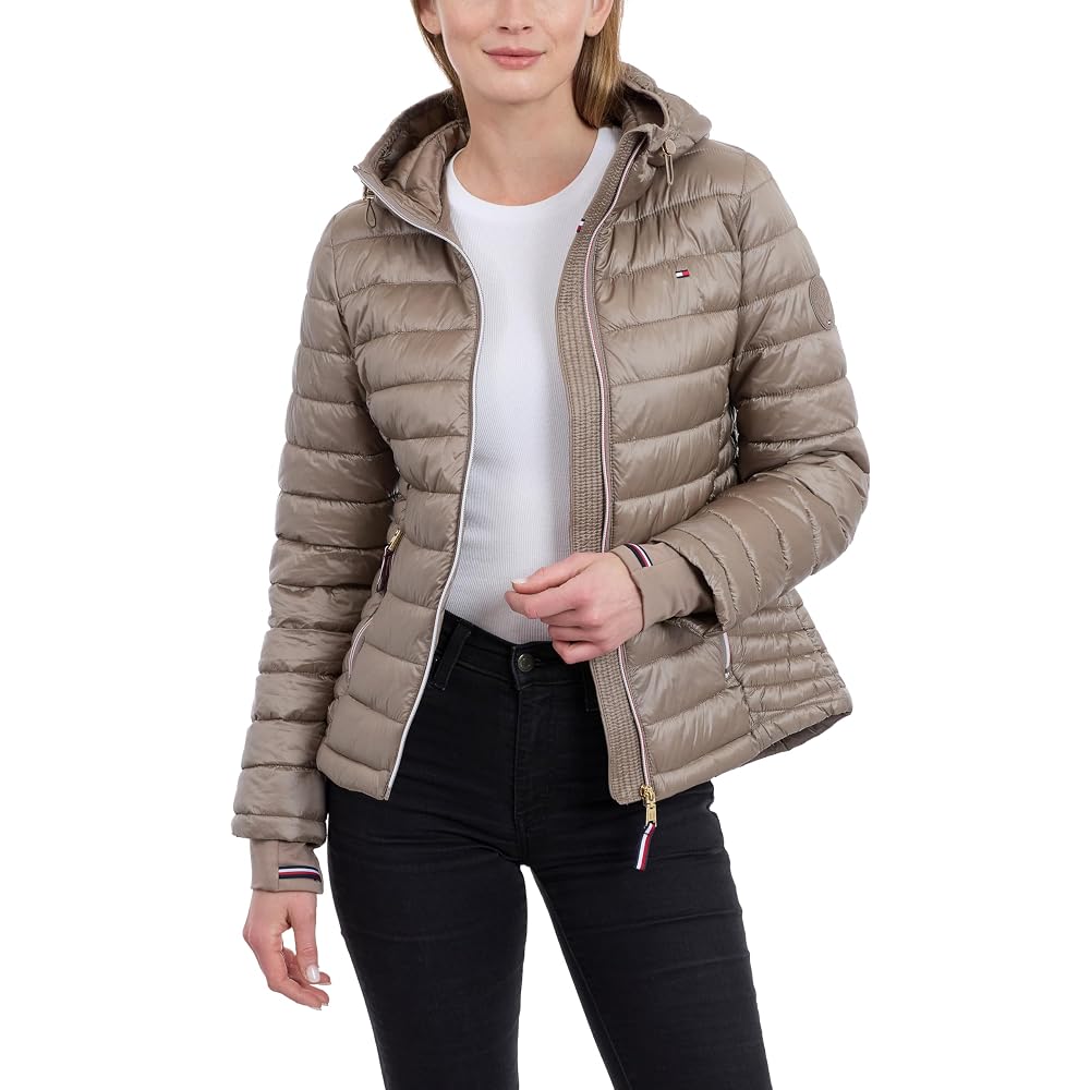 Tommy Hilfiger Women's Puffer Jacket, Lightweight Packable Jacket With Hood & Bag