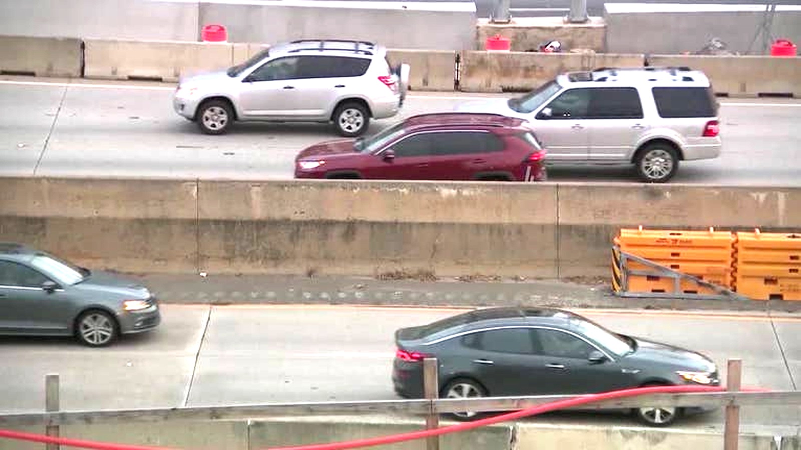 Vehicles on the I-285 perimeter corridor in metro Atlanta during reconstruction-related lane work