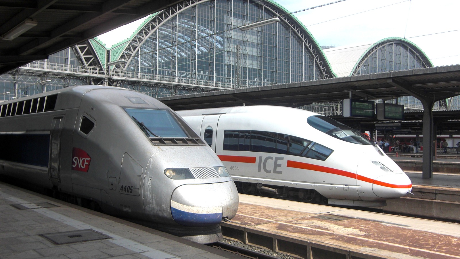 TGV and ICE International high-speed trains side by side at Frankfurt Hauptbahnhof