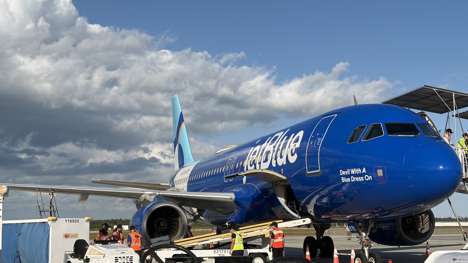 JetBlue Airbus A320 parked at Vero Beach Regional Airport