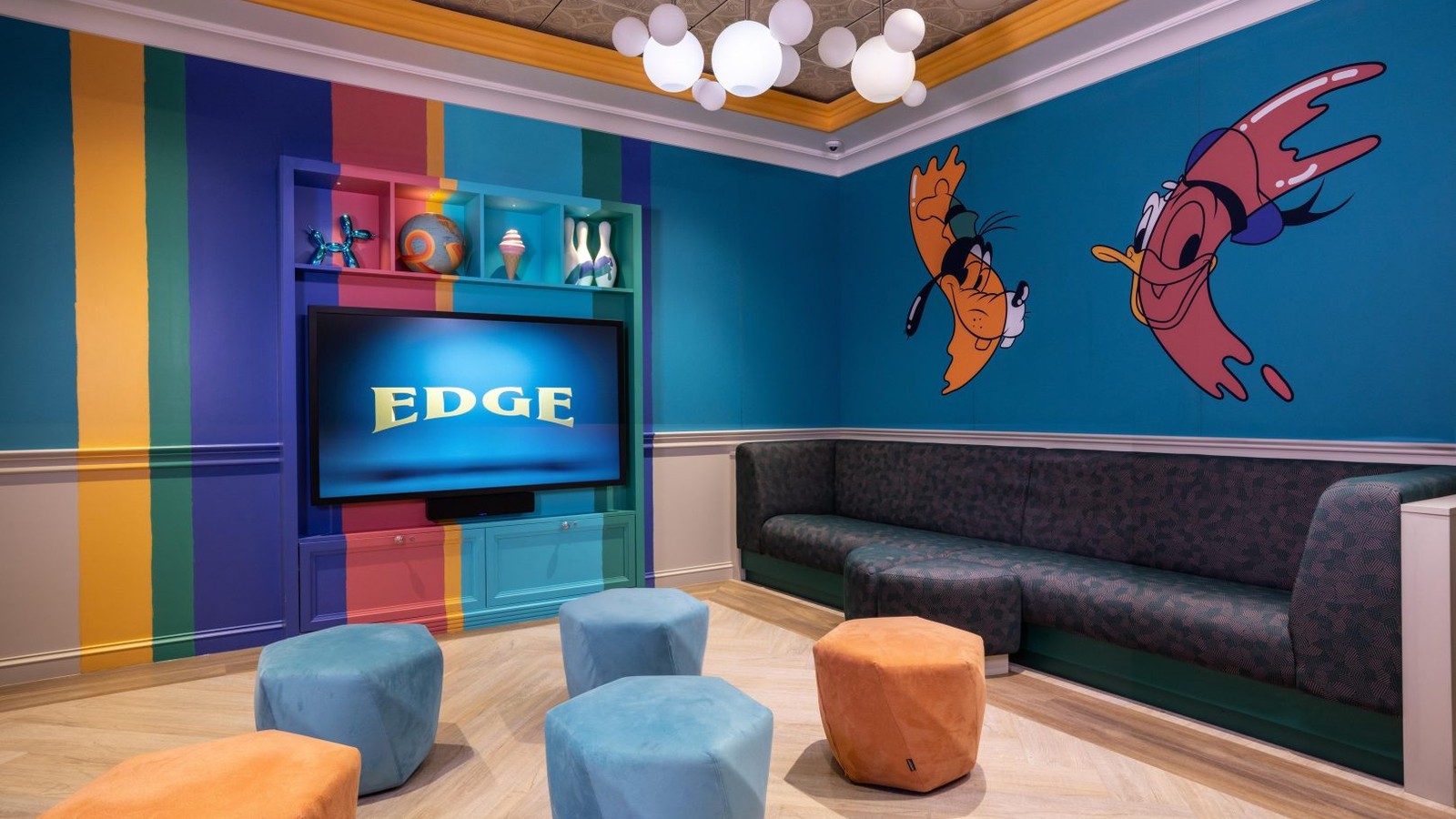 Edge tween space on San Fransokyo Street