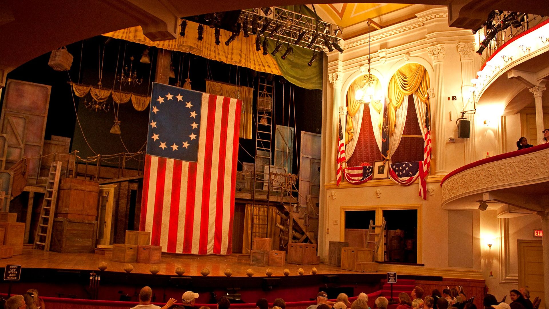 Ford's Theatre visitor flow at Ford's Theatre National Historic Site