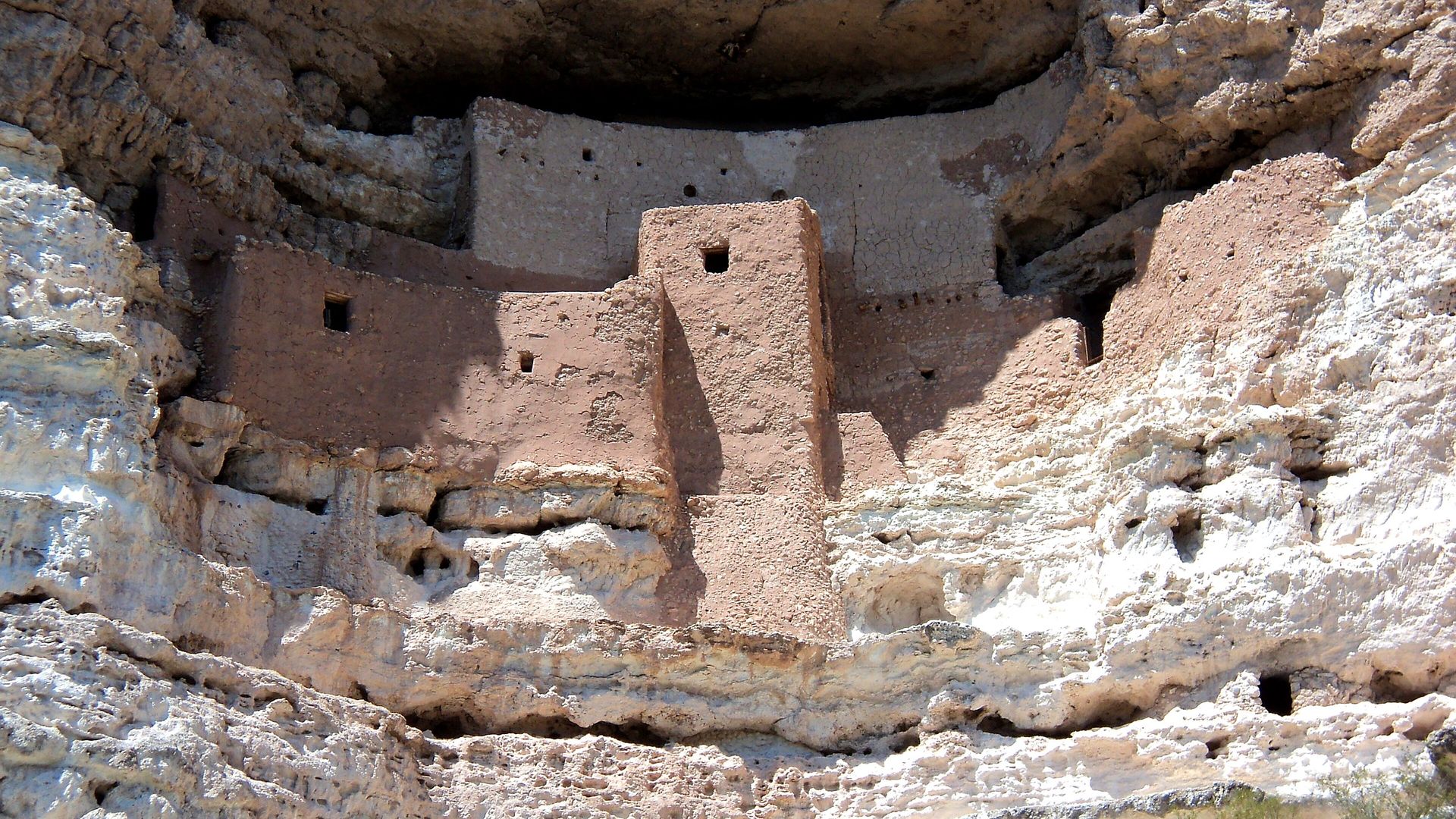 Wider setting around Montezuma Castle National Monument