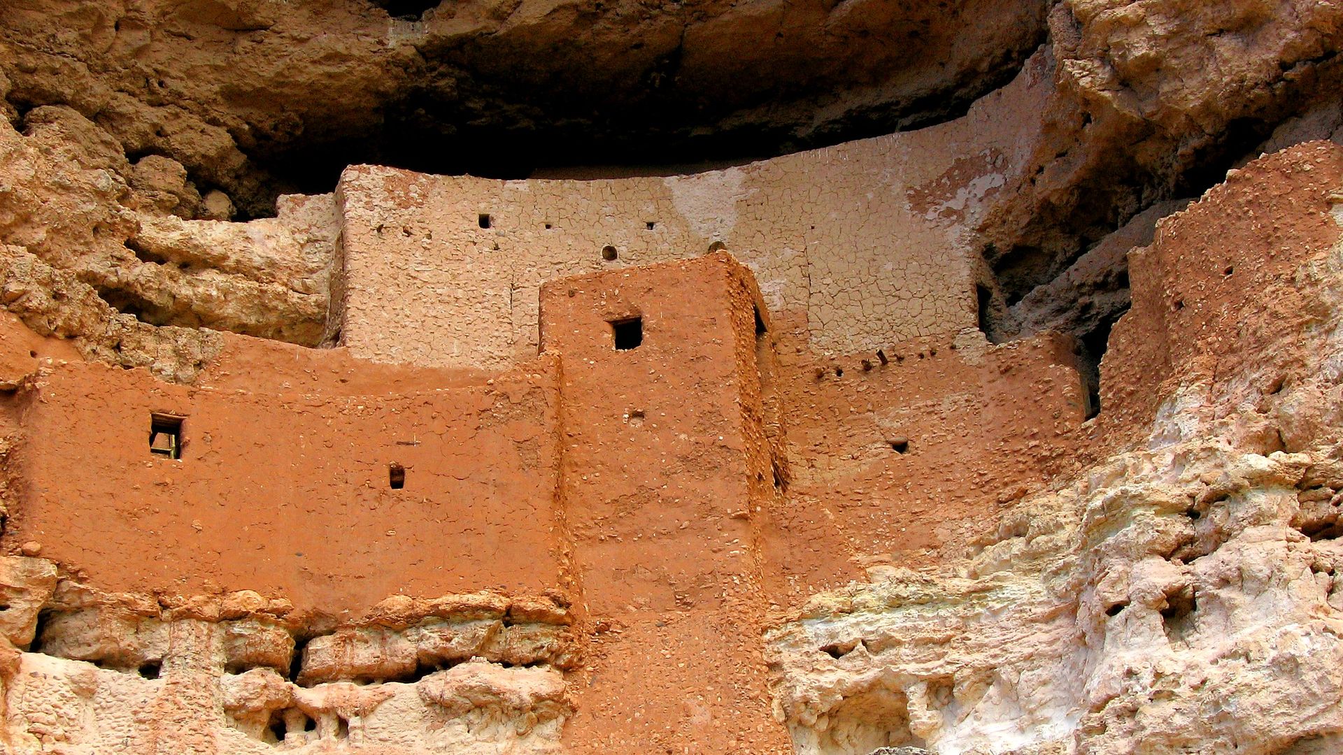 Montezuma Castle viewpoint at Montezuma Castle National Monument