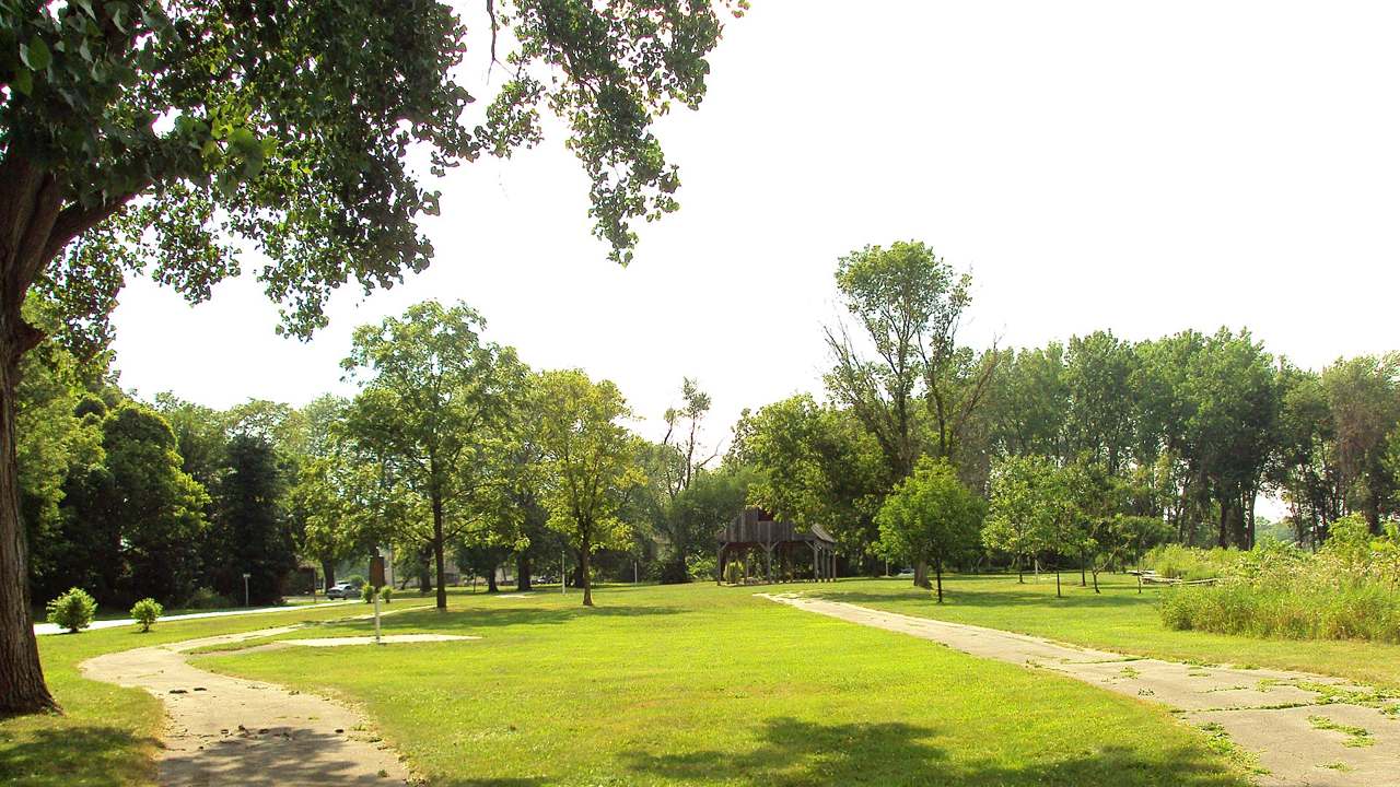Battlefield memorial