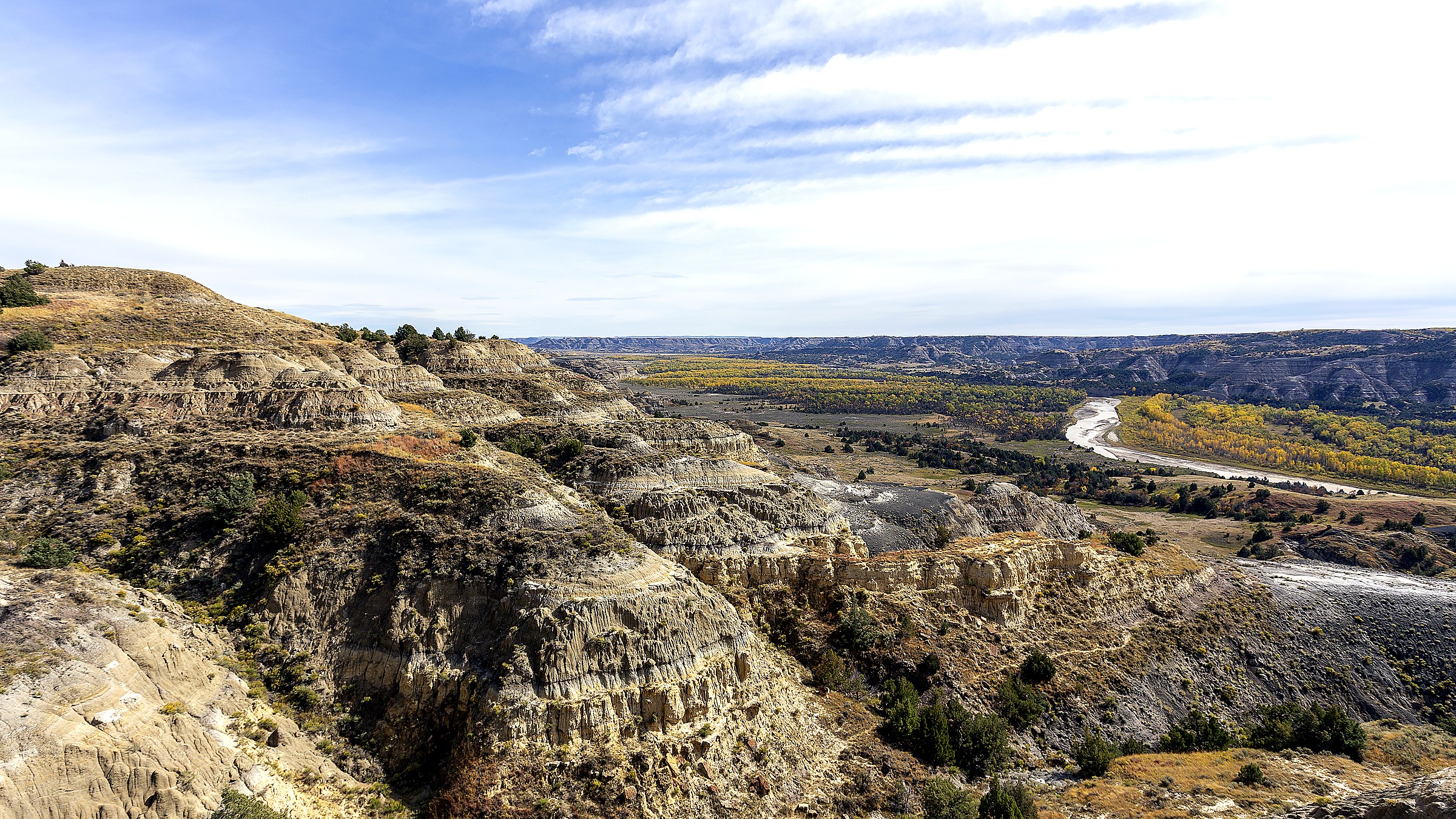 Trail and landscape conditions in Theodore Roosevelt National Park