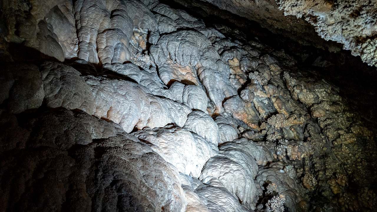 Timpanogos Cave National Monument landscape