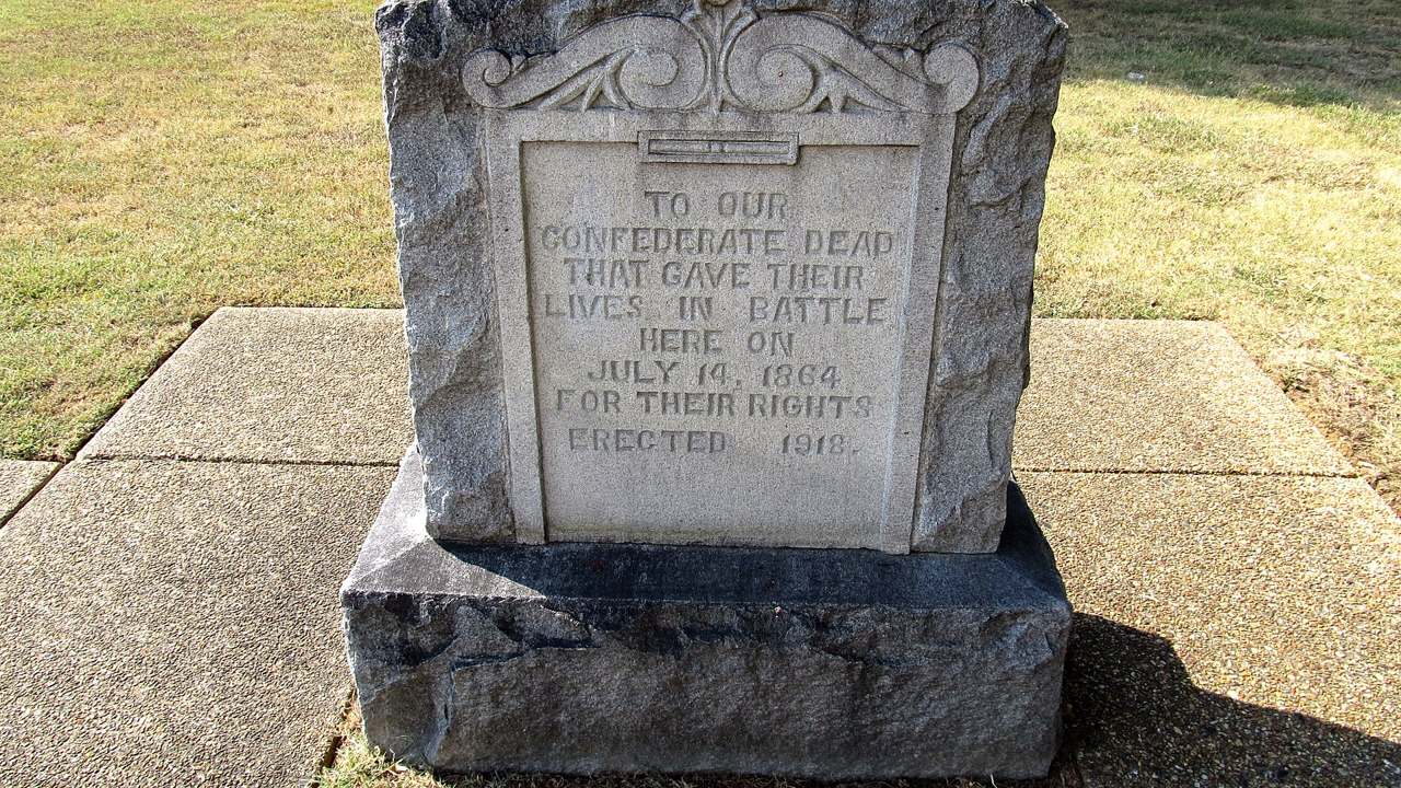 Battlefield monument field