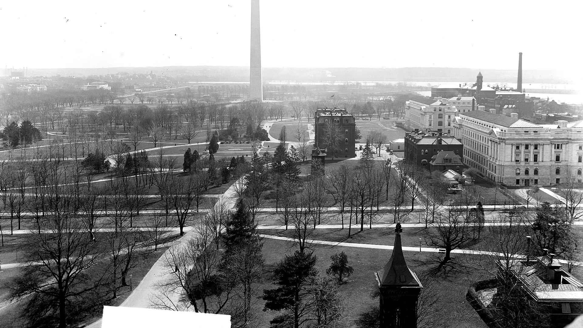 Washington Monument landscape