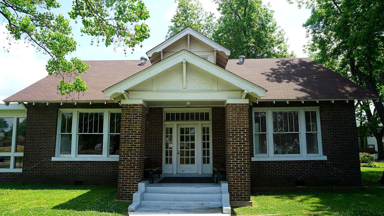 President William Jefferson Clinton Birthplace Home National Historic Site landscape