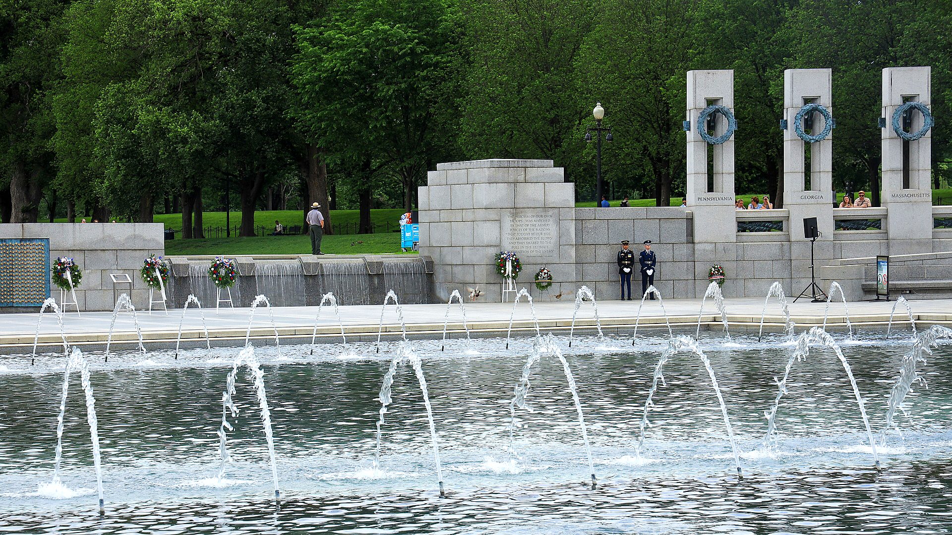 Memorial fountain plaza