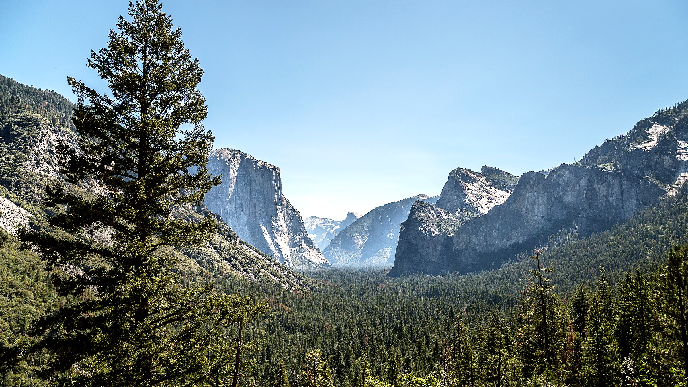 Tunnel View in Yosemite National Park
