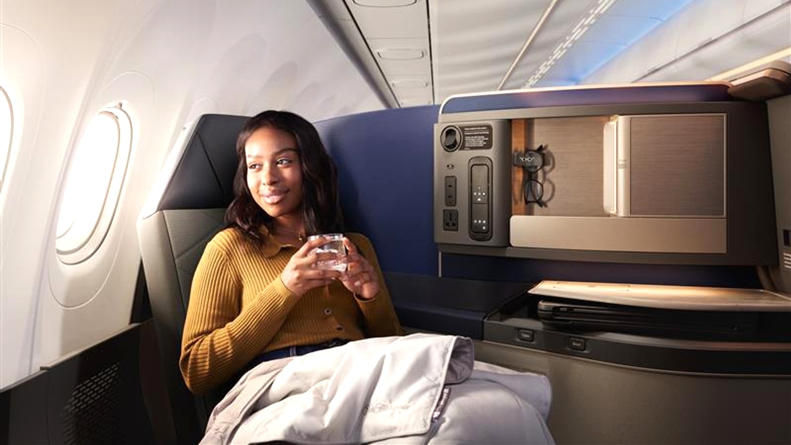 United Airlines Airbus A321XLR premium cabin rendering