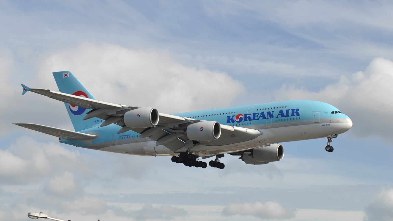 Korean Air widebody airliner HL7614 on approach, used as the airline operator image for the new Hiroshima route