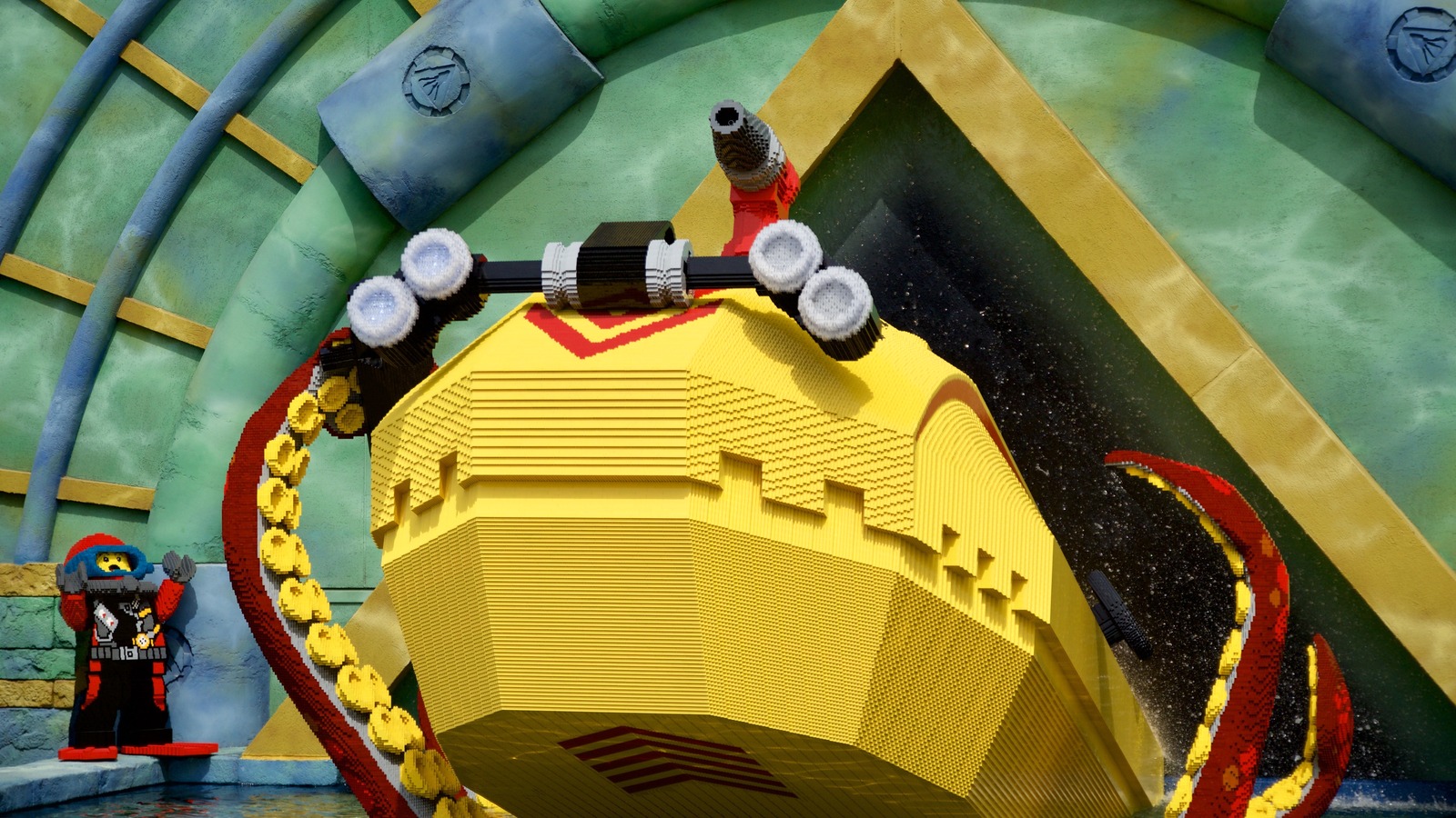 Submarine Adventure ride vehicles at LEGOLAND Japan in Nagoya