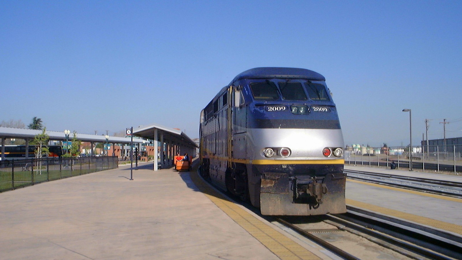 Amtrak San Joaquin train at Bakersfield station on the Kern County Gold Runner corridor