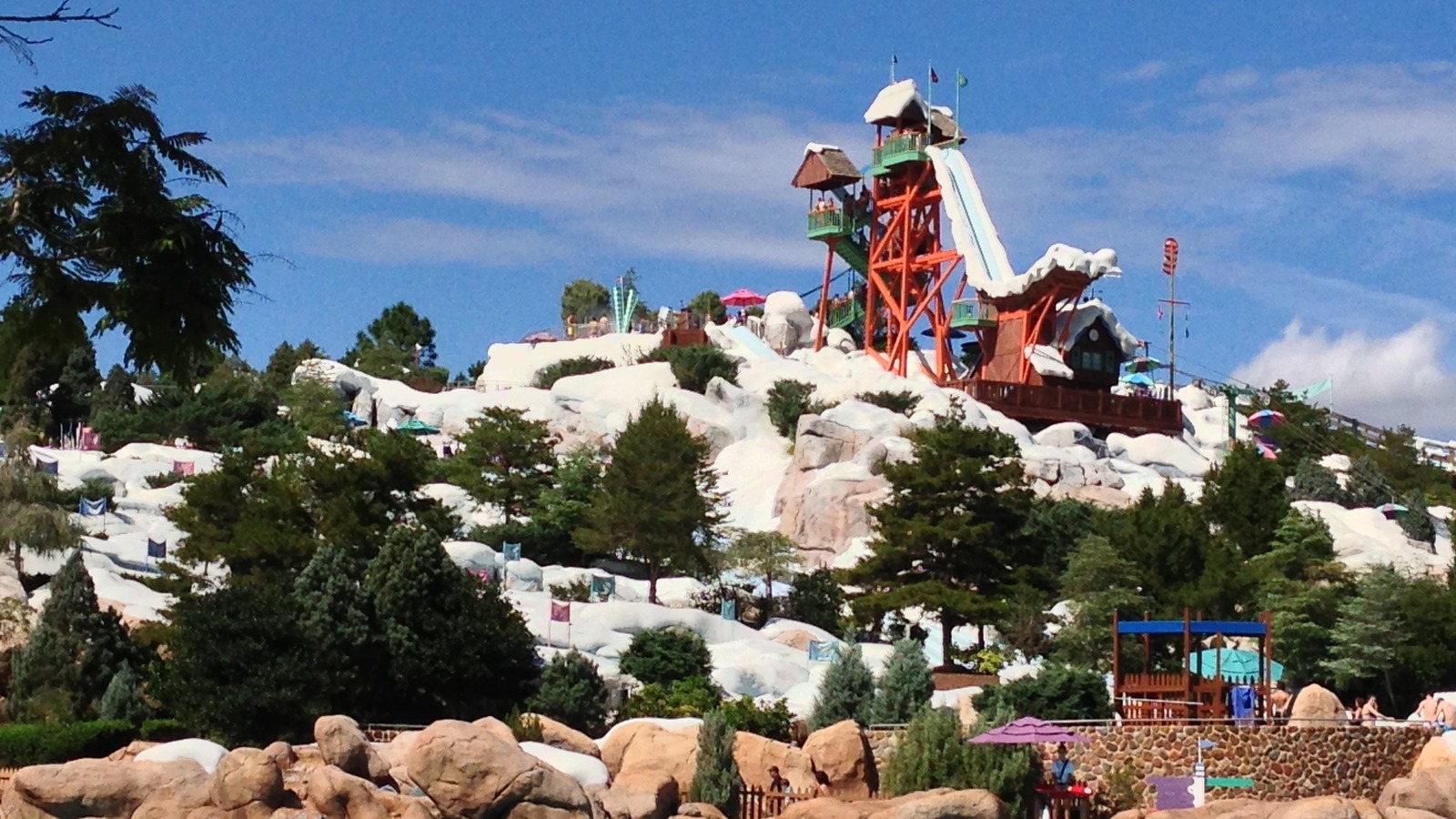 Summit Plummet and ski-slope facade at Disney Blizzard Beach water park
