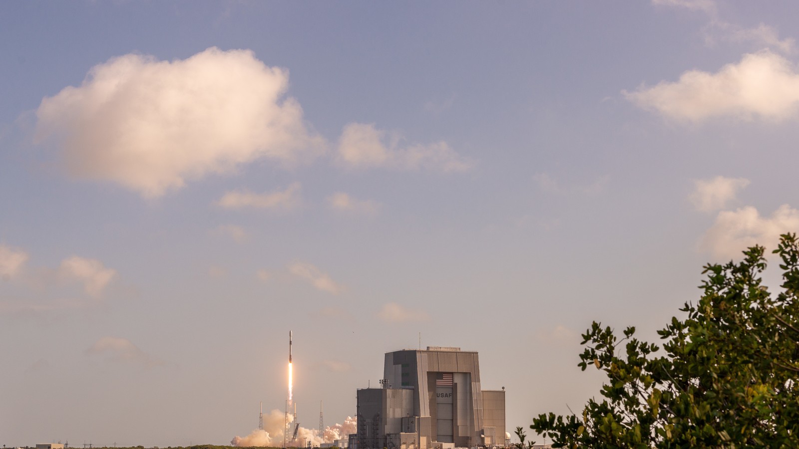 Falcon 9 launching a Starlink mission from Cape Canaveral