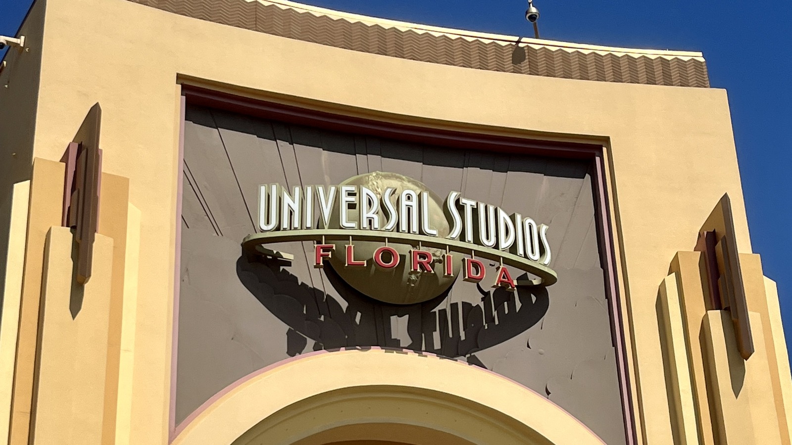 Entrance arch at Universal Studios Florida in Orlando