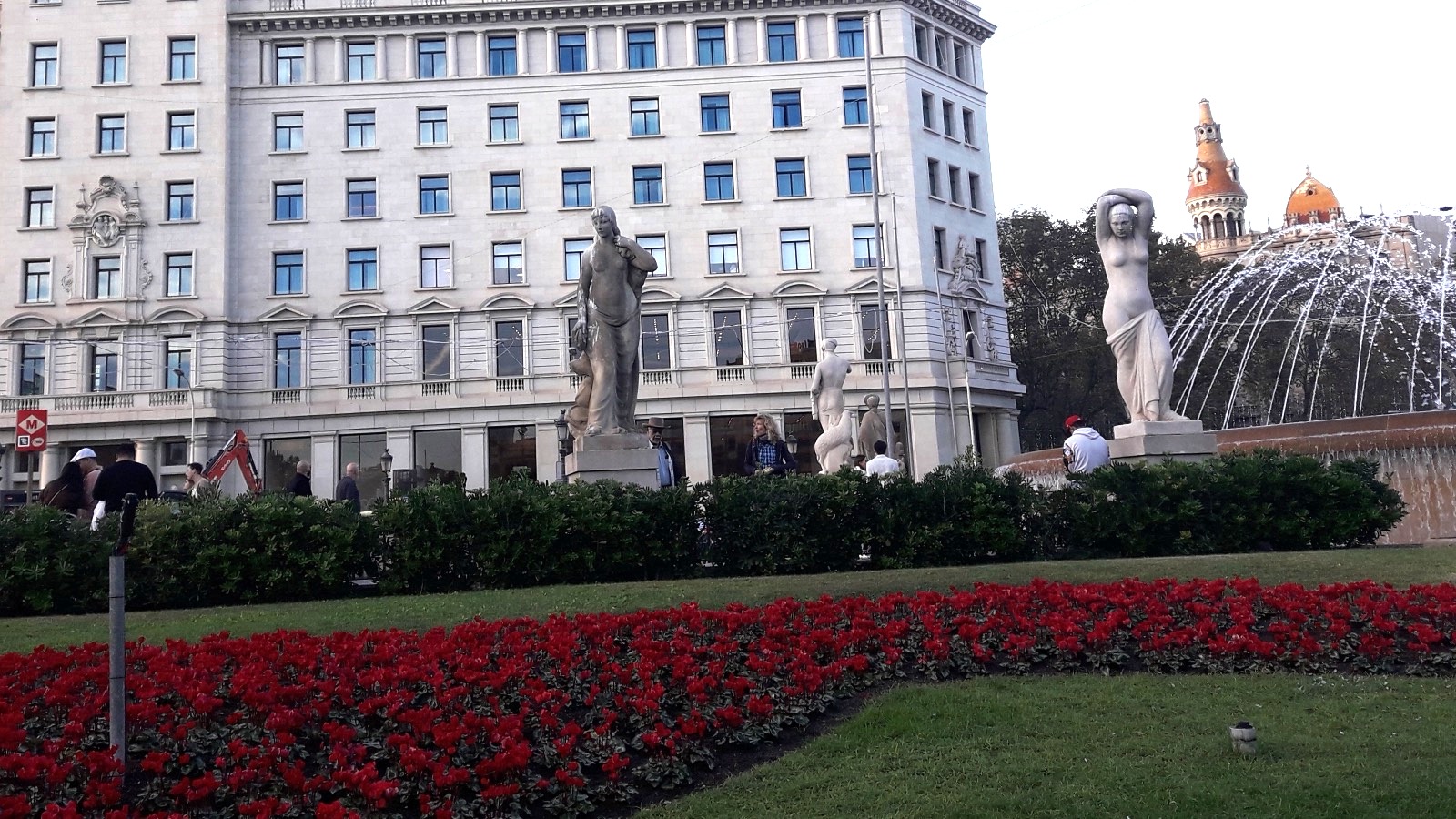 Plaça de Catalunya building that now houses BLESS Barcelona, photographed before the 2026 conversion