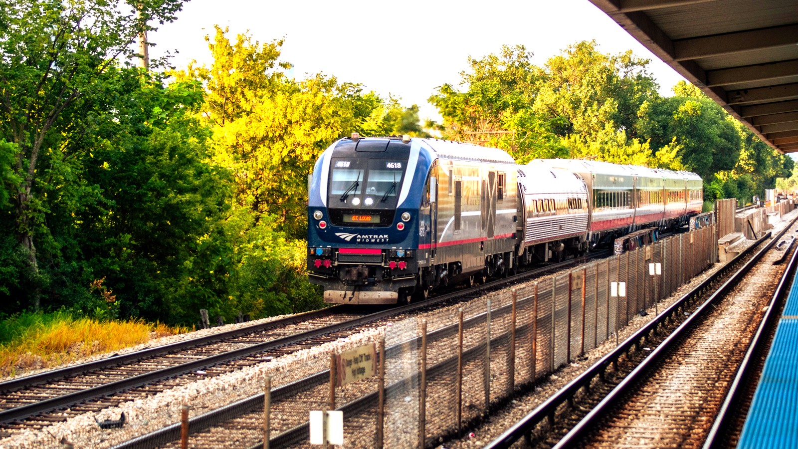 Amtrak Lincoln Service train outbound from Chicago