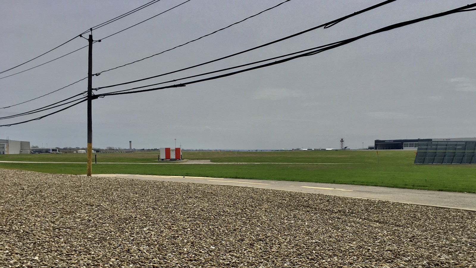 Exterior view of Buffalo Niagara International Airport terminal and control tower