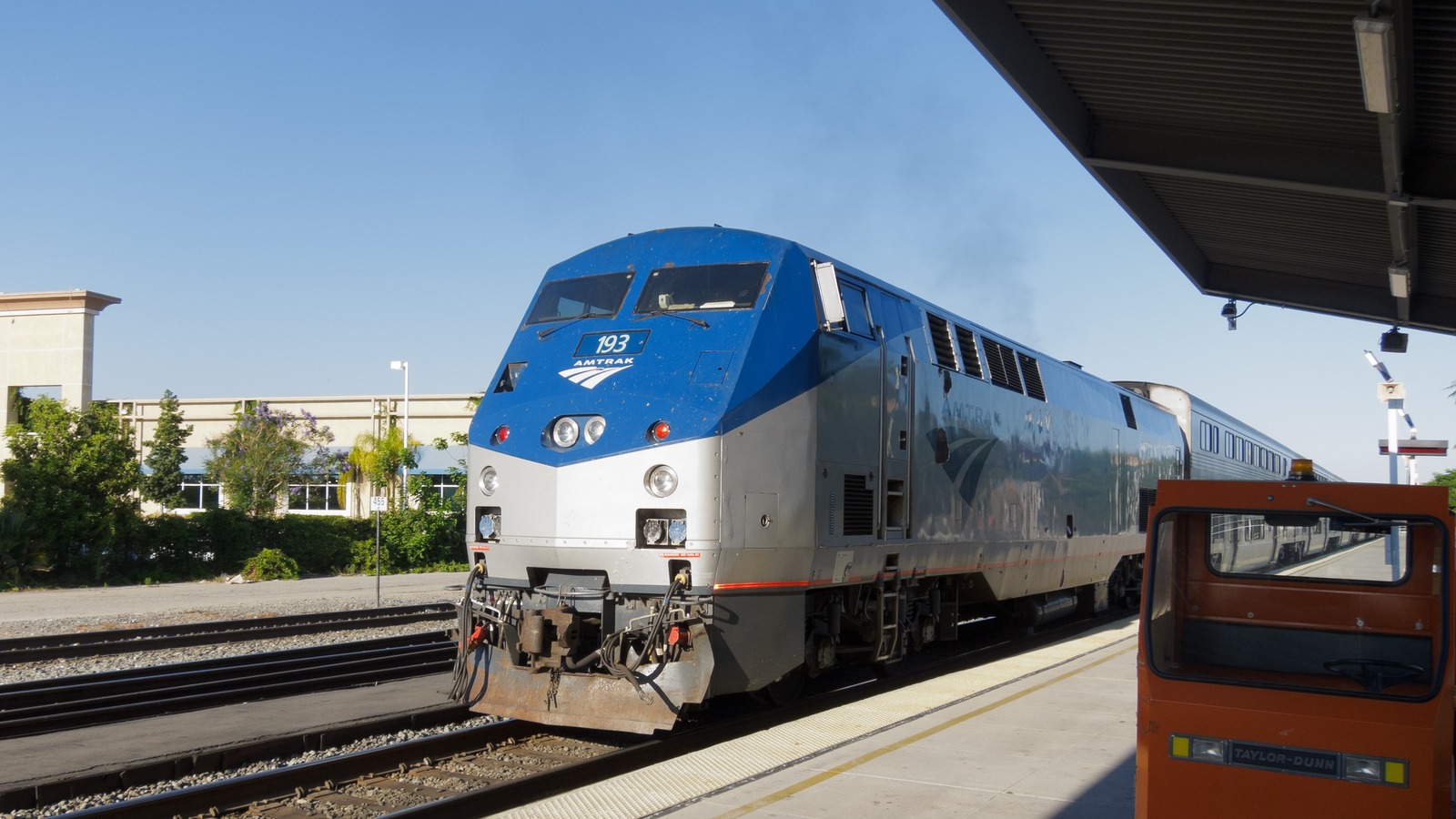 Amtrak Pacific Surfliner locomotive 193 at Van Nuys station with a readable Amtrak mark on the nose