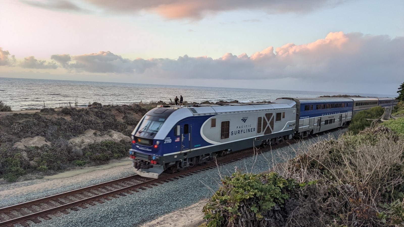 Amtrak Pacific Surfliner train along the coast at Del Mar, California