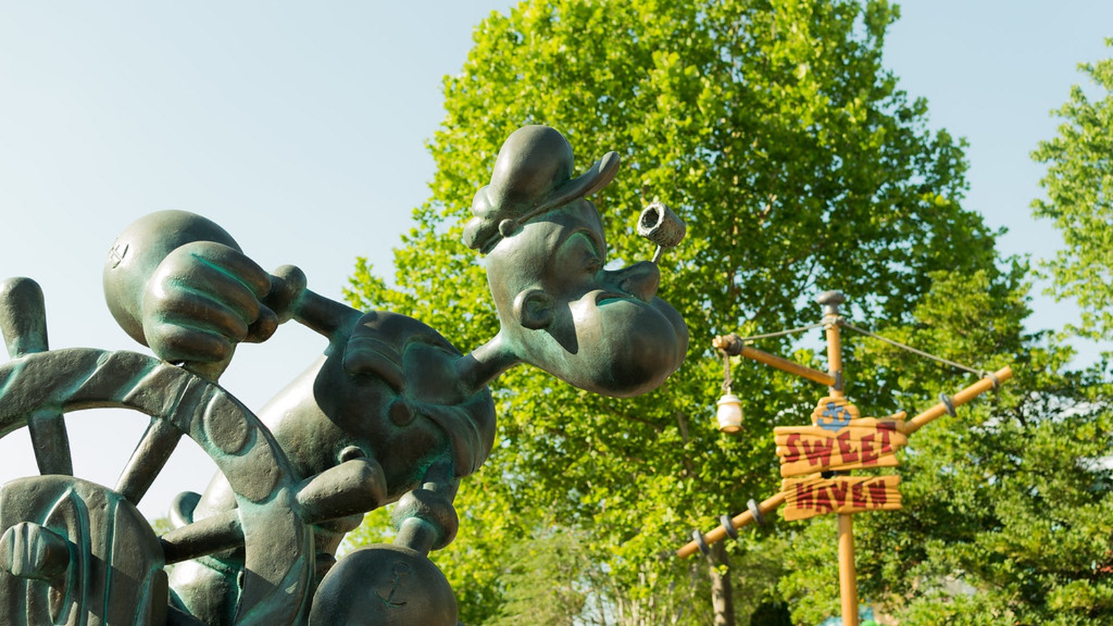 Popeye statue at Sweet Haven in Toon Lagoon at Universal Islands of Adventure