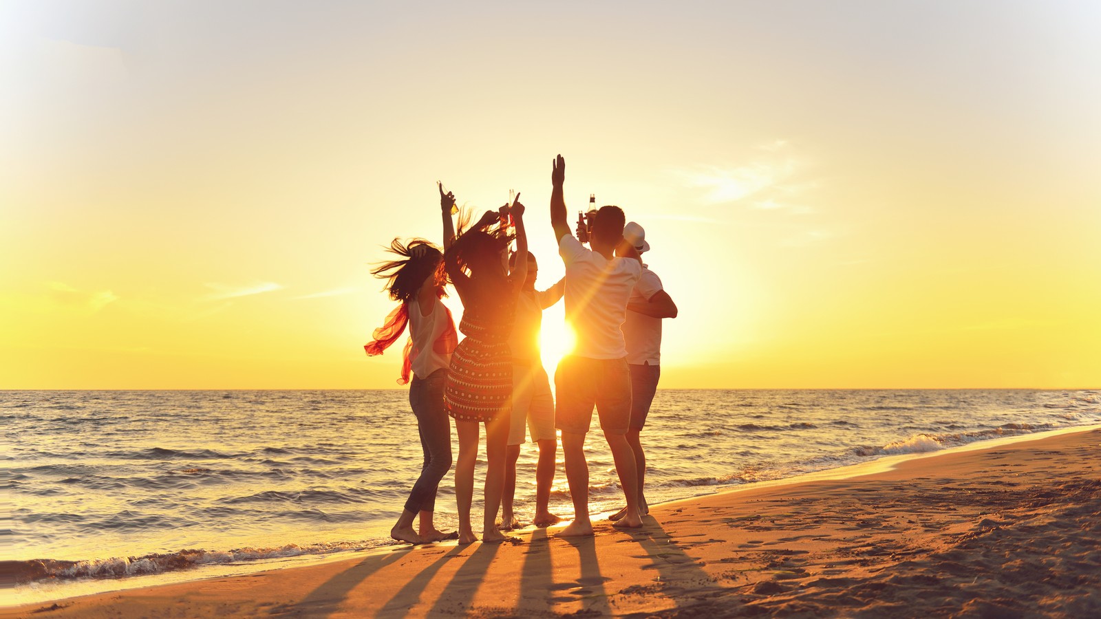 Emirates Skywards Season of Rewards campaign graphic for Cash Plus Miles and partner offers