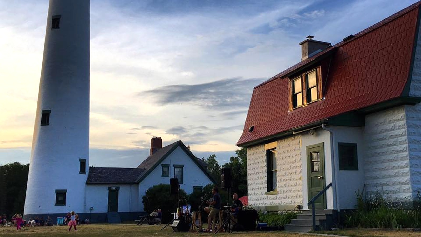 New Presque Isle Lighthouse and keeper's dwelling