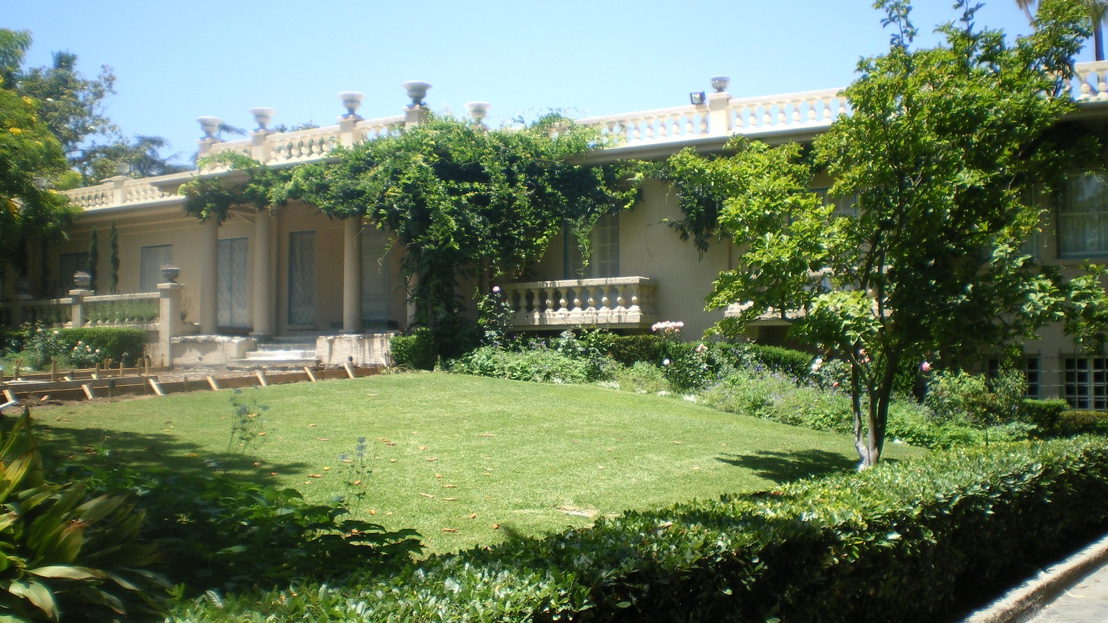 Virginia Robinson Estate house and gardens