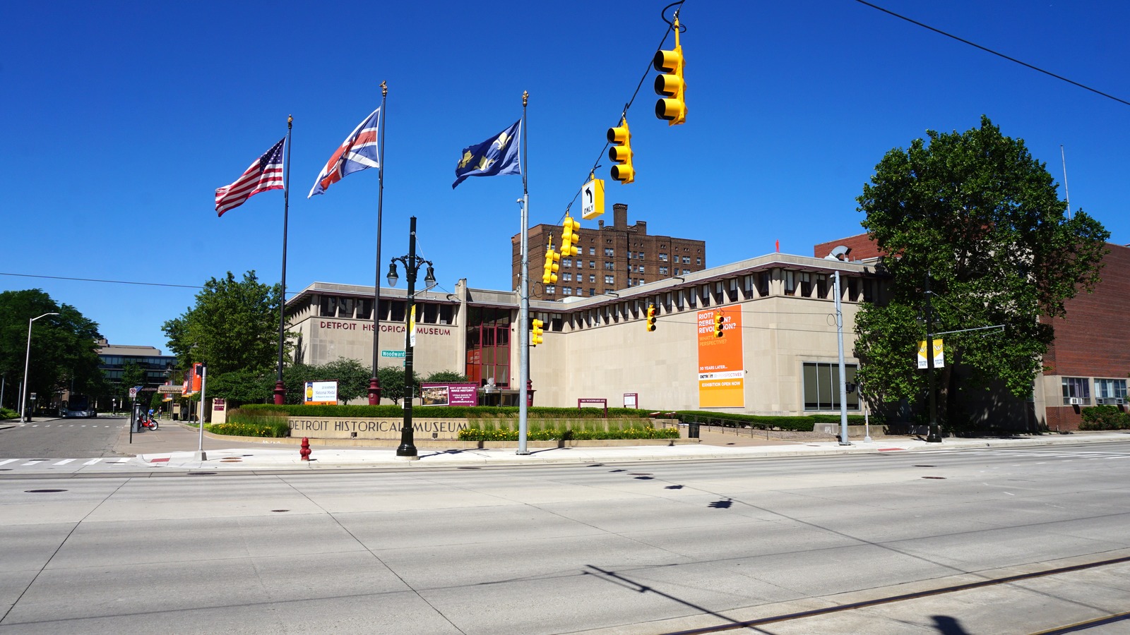 Detroit Historical Museum exterior