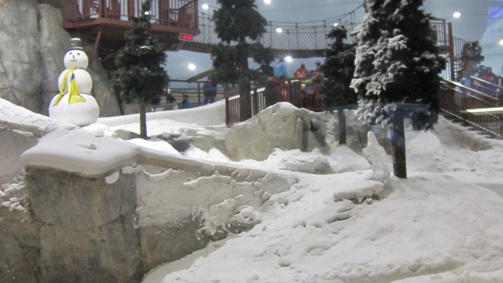 Indoor ski slope at Ski Dubai