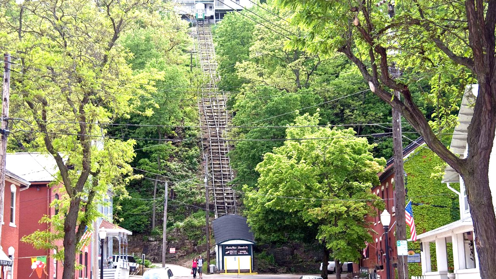 Fenelon Place Elevator climbing the Dubuque bluff