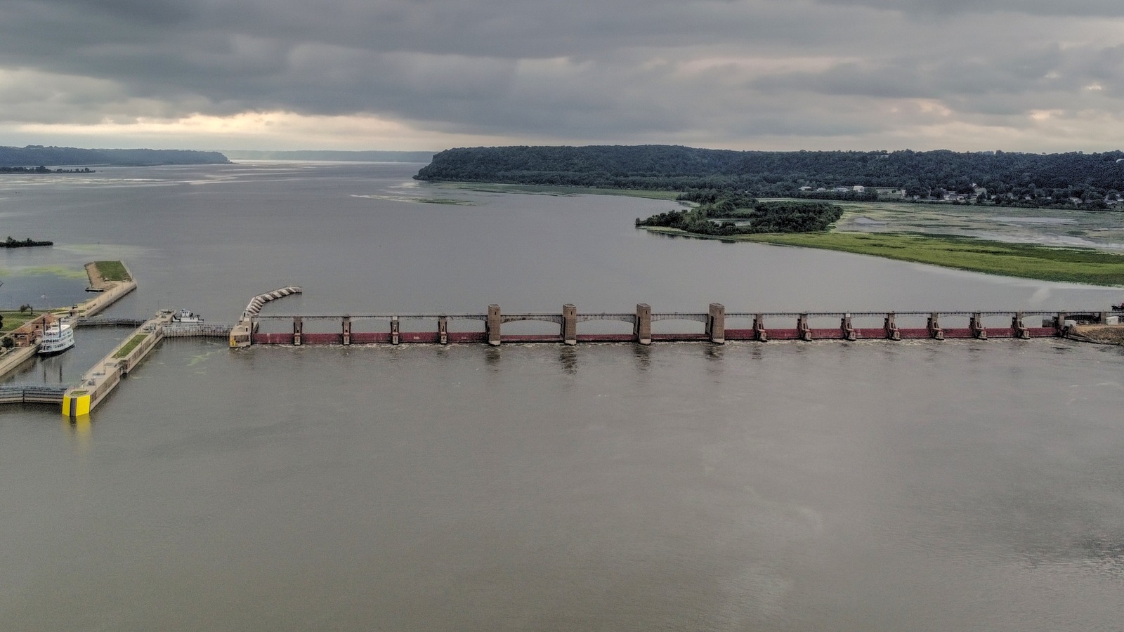 Aerial view of Lock and Dam No. 11 at Dubuque