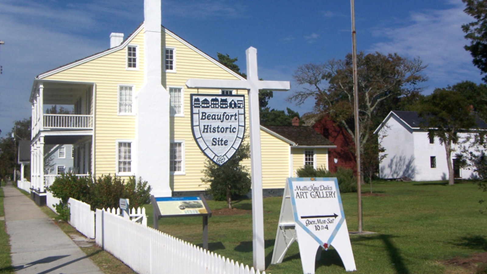 Beaufort Historic Site buildings and sign
