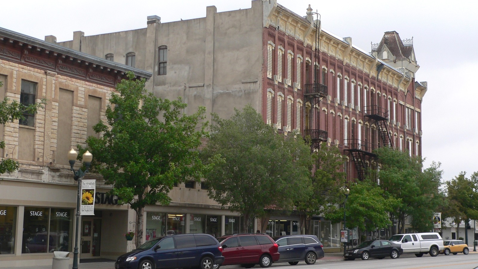 Historic Windsor Hotel exterior in downtown Garden City