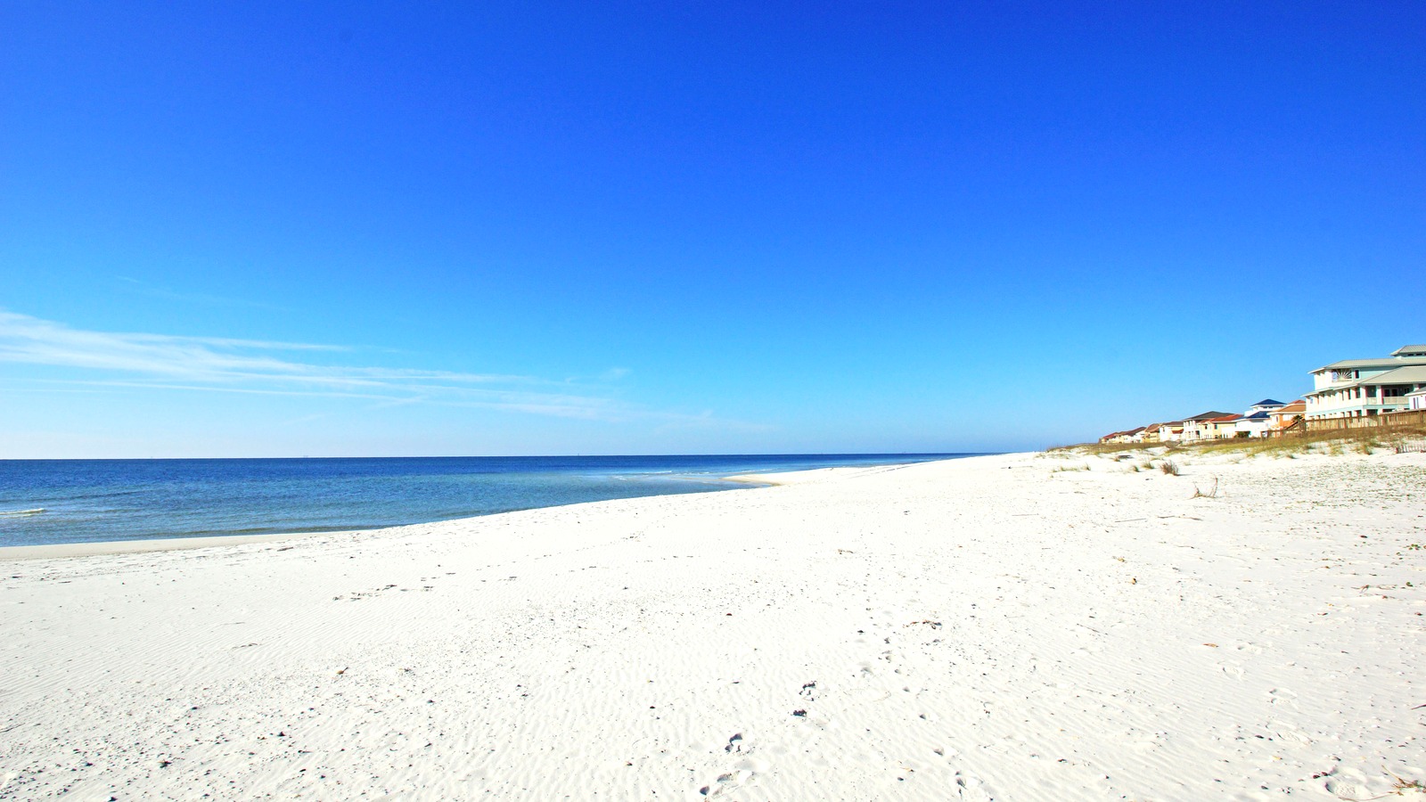White sand at Gulf Shores Public Beach