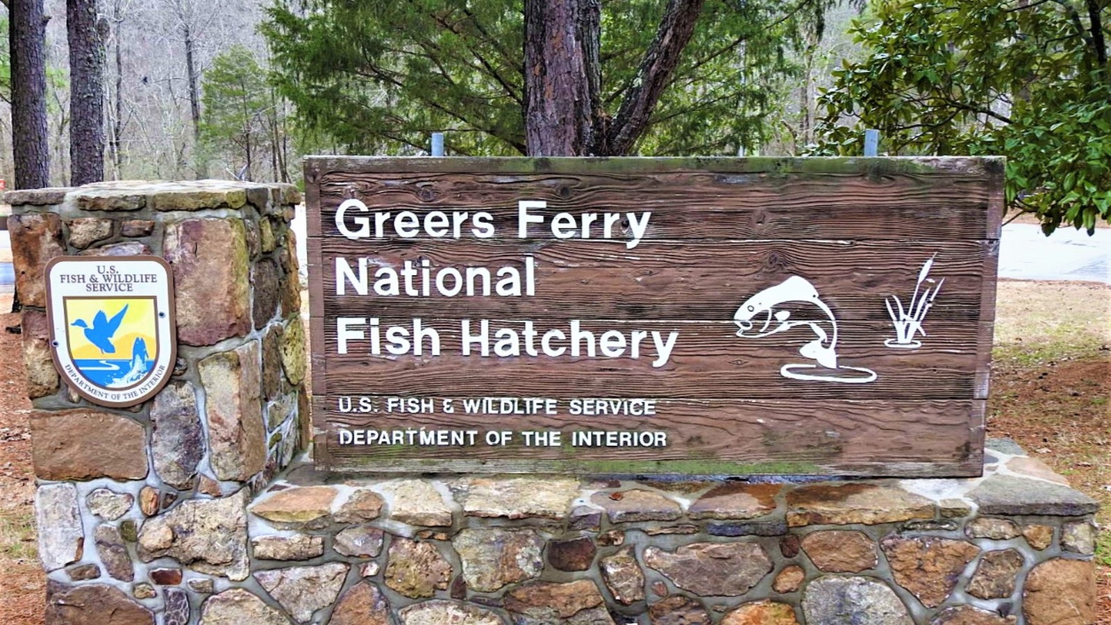 Entrance sign at Greers Ferry National Fish Hatchery