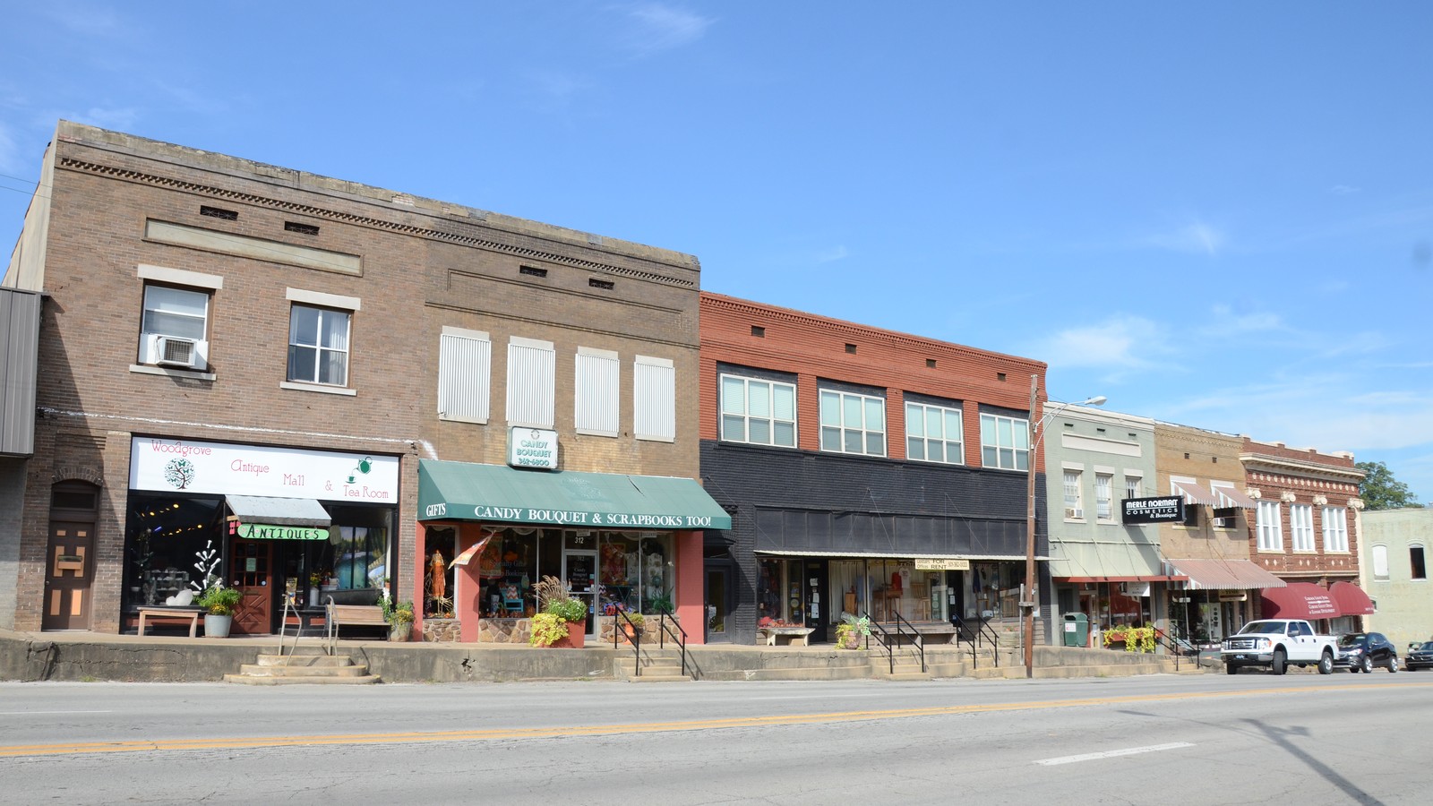 Historic storefronts in downtown Heber Springs