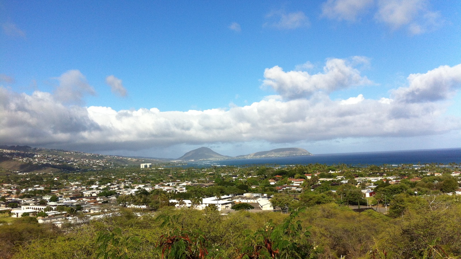 Diamond Head State Monument above Honolulu