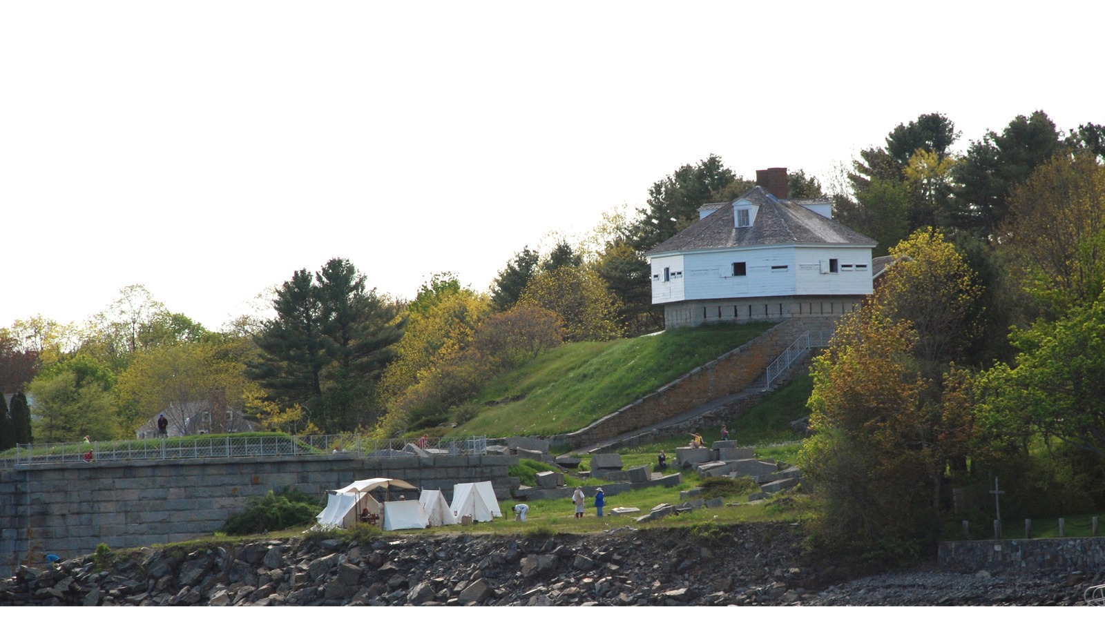 Fort McClary blockhouse above the Piscataqua River