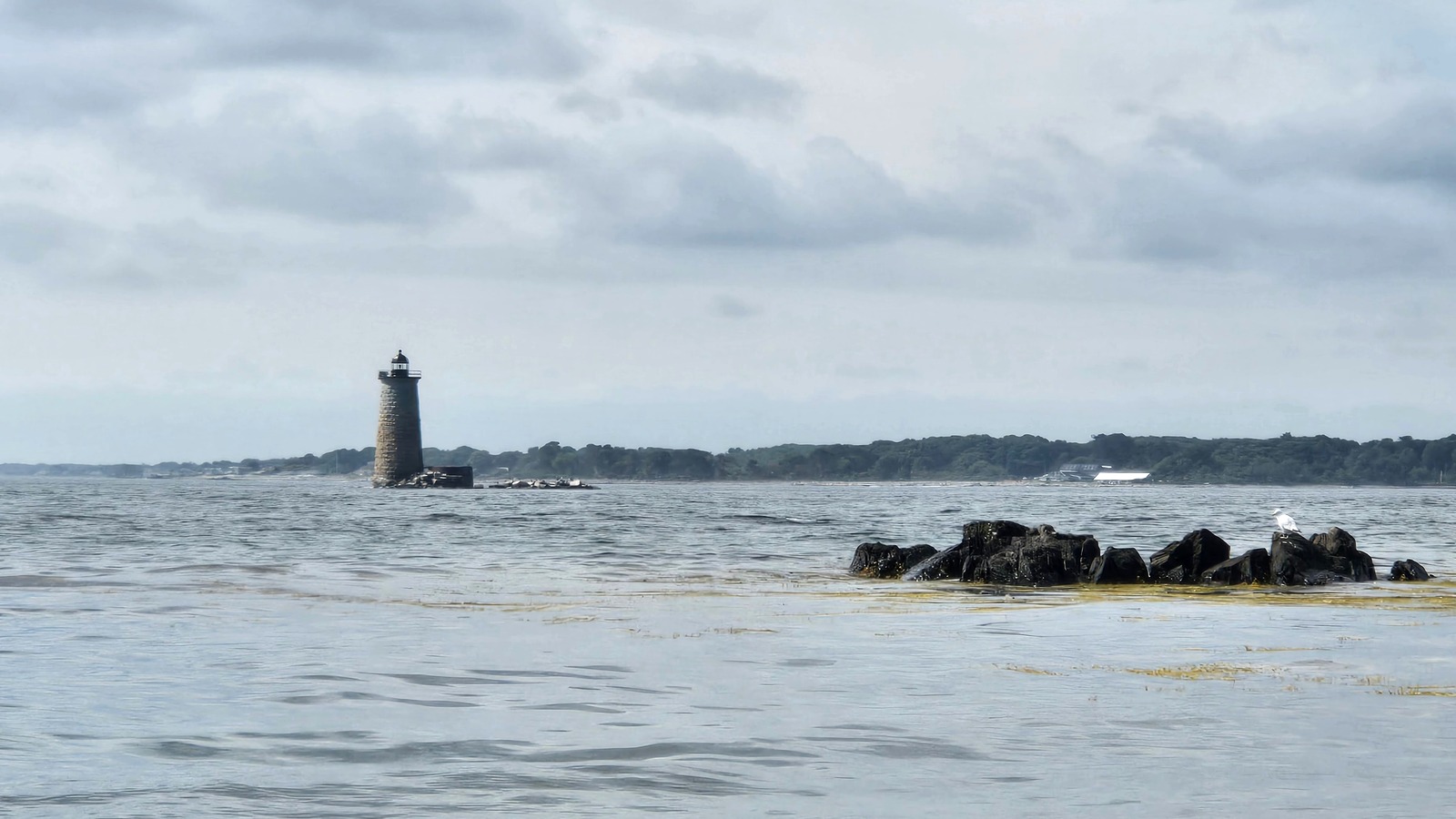 Fort Foster shoreline and lighthouse view in Kittery