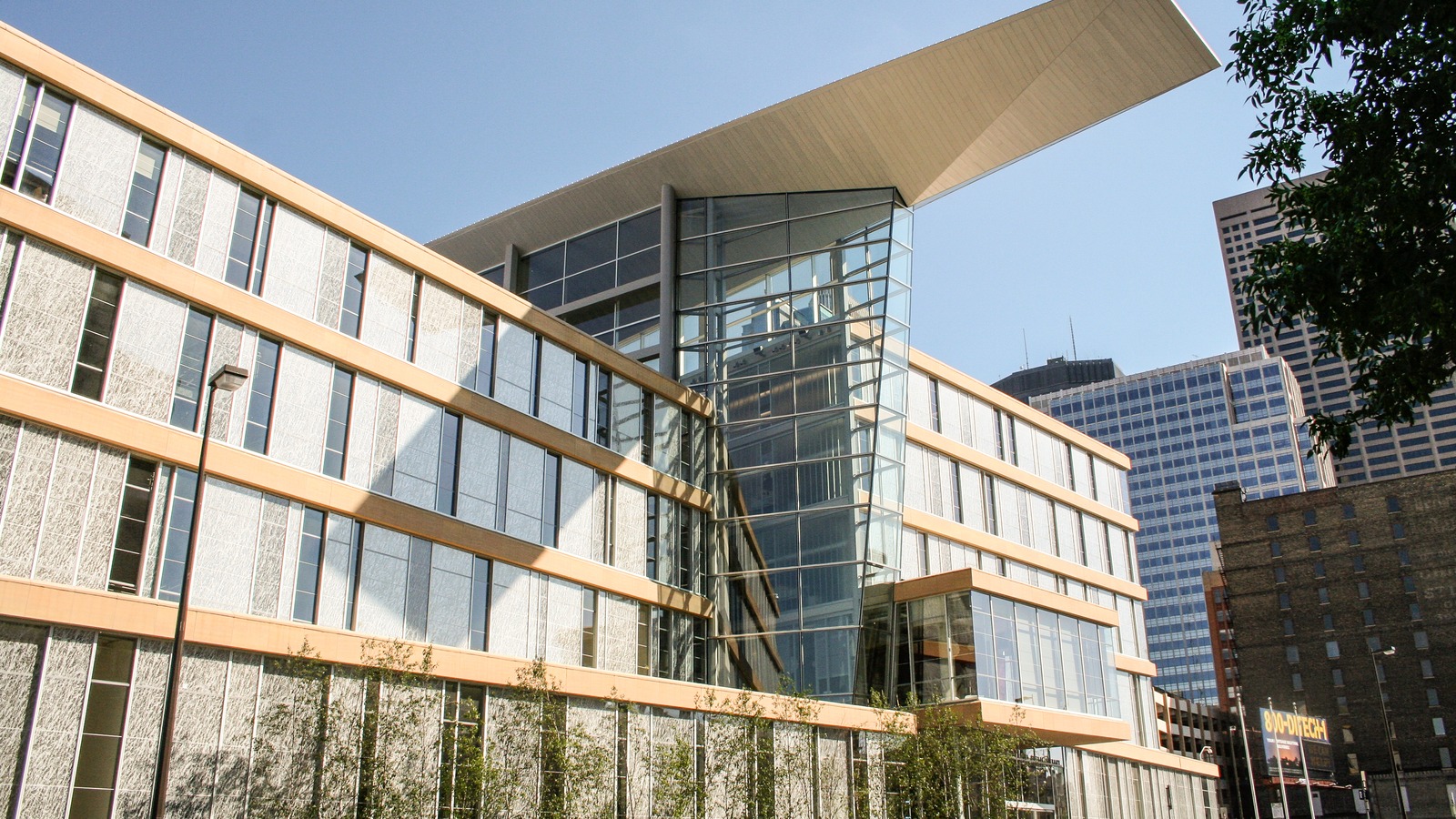 Minneapolis Central Library exterior
